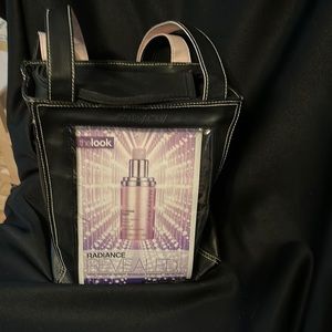 Mary Kay Consultant On-the-Go bag.